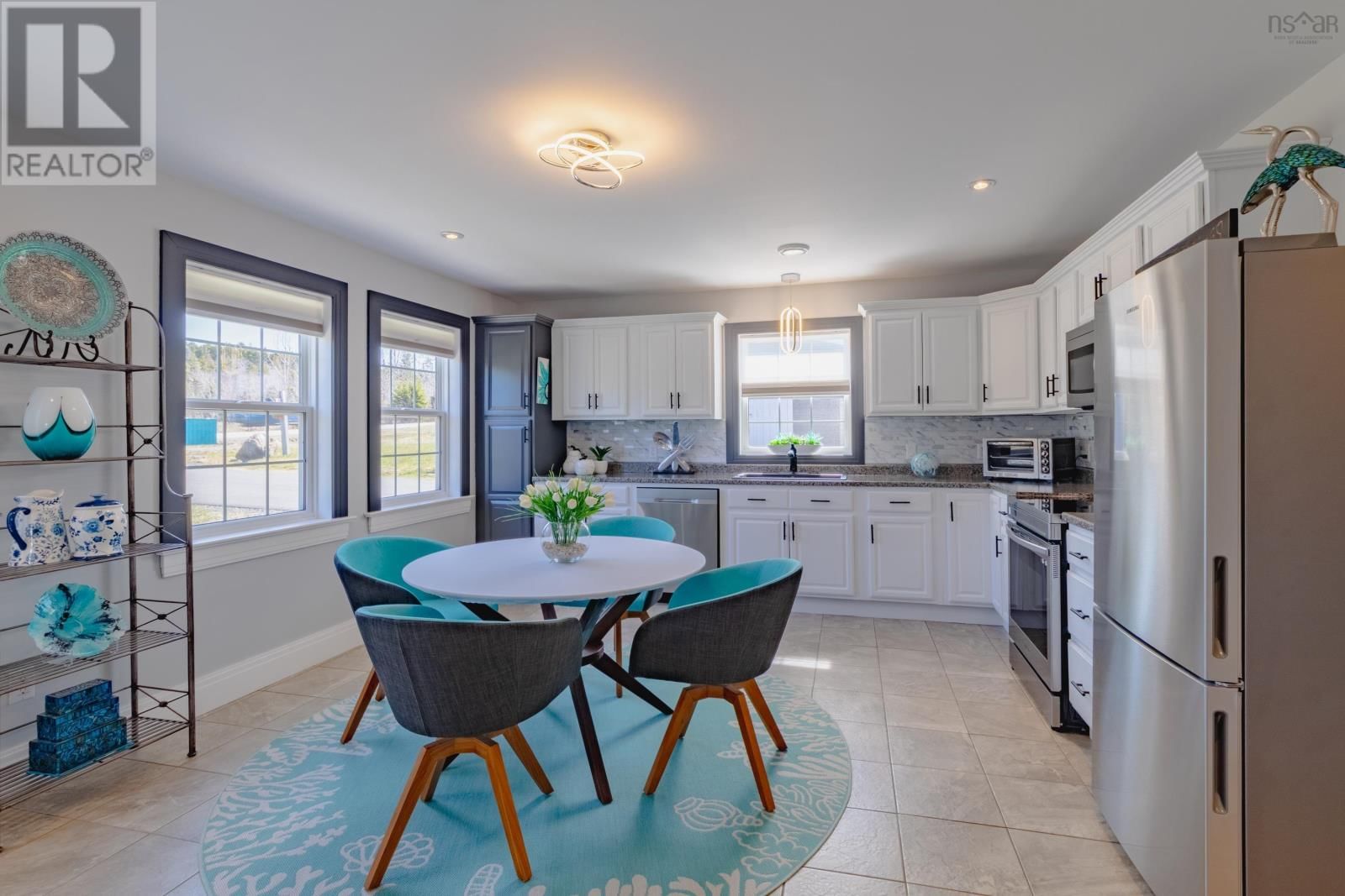 112 NORTH RANGE CROSS ROAD Image 16