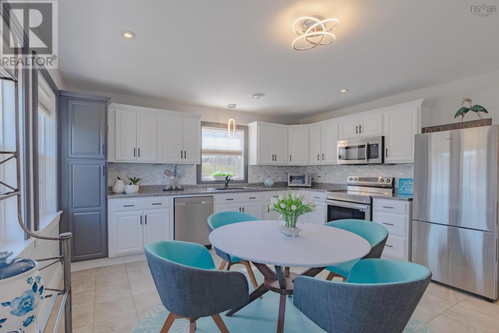 112 NORTH RANGE CROSS ROAD Image 17