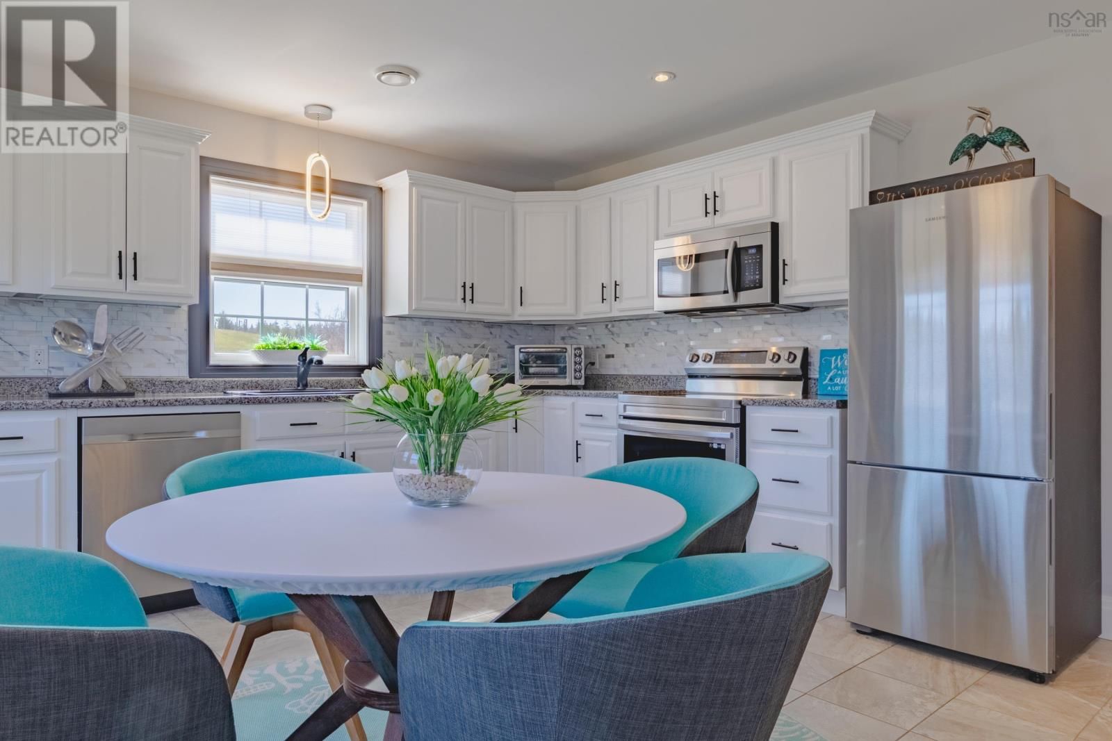 112 NORTH RANGE CROSS ROAD Image 18