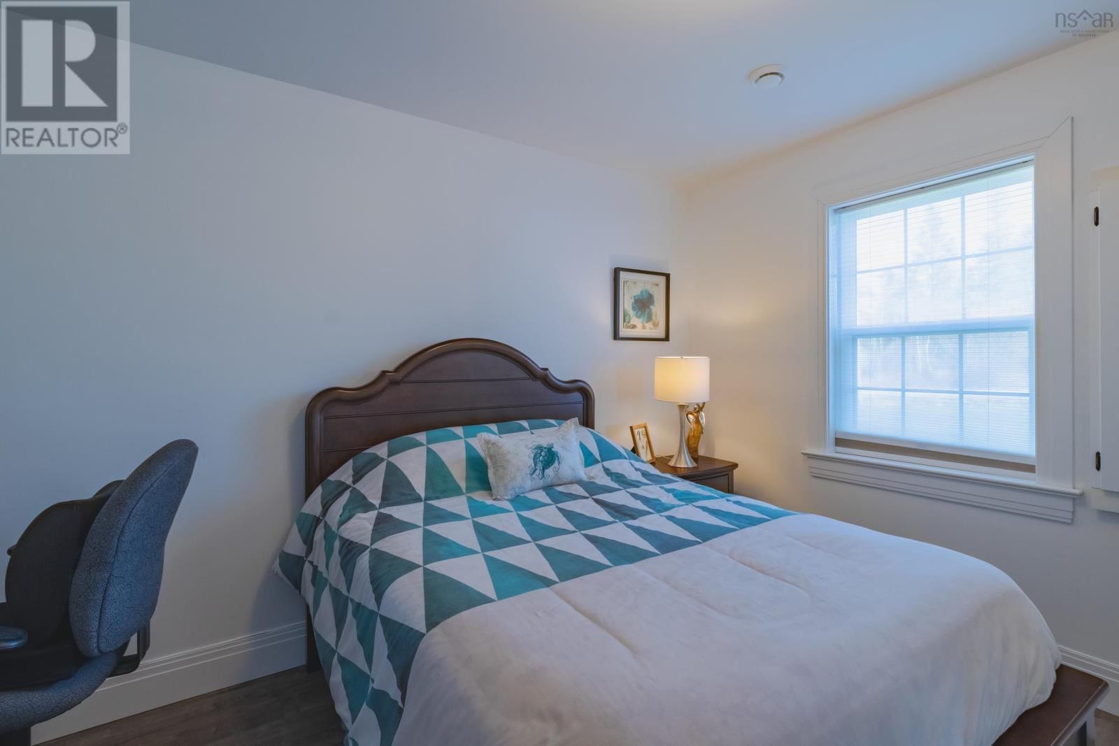 112 NORTH RANGE CROSS ROAD Image 33