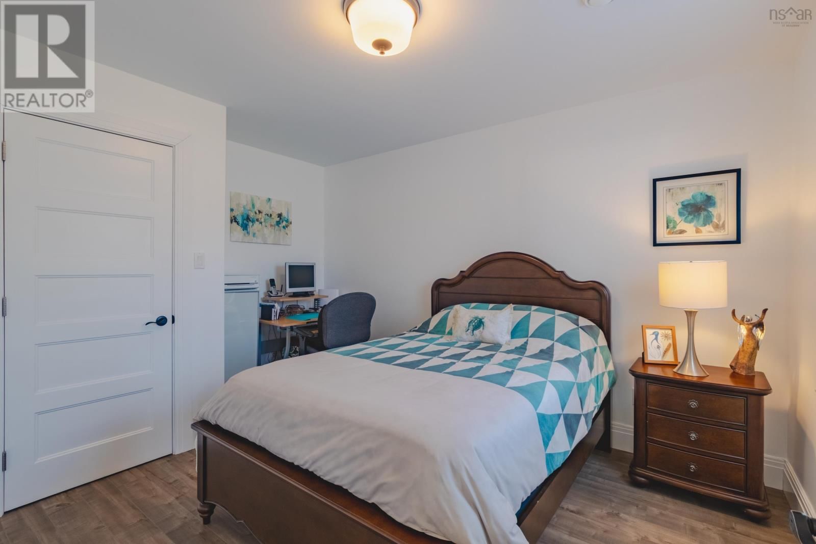 112 NORTH RANGE CROSS ROAD Image 34