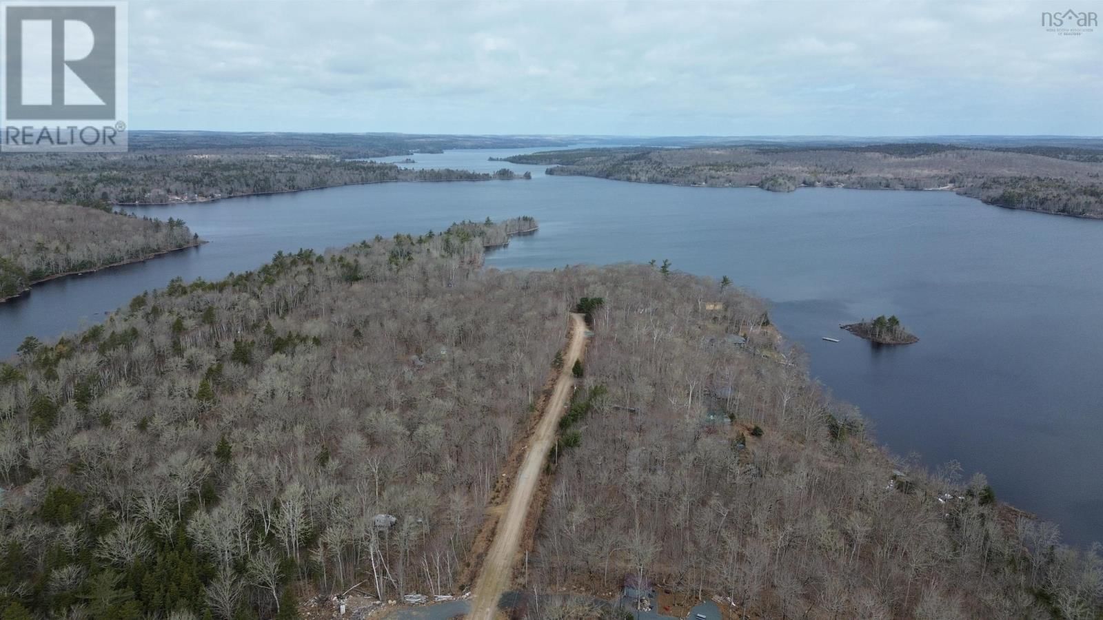 443 TURNER POINT DRIVE Image 28