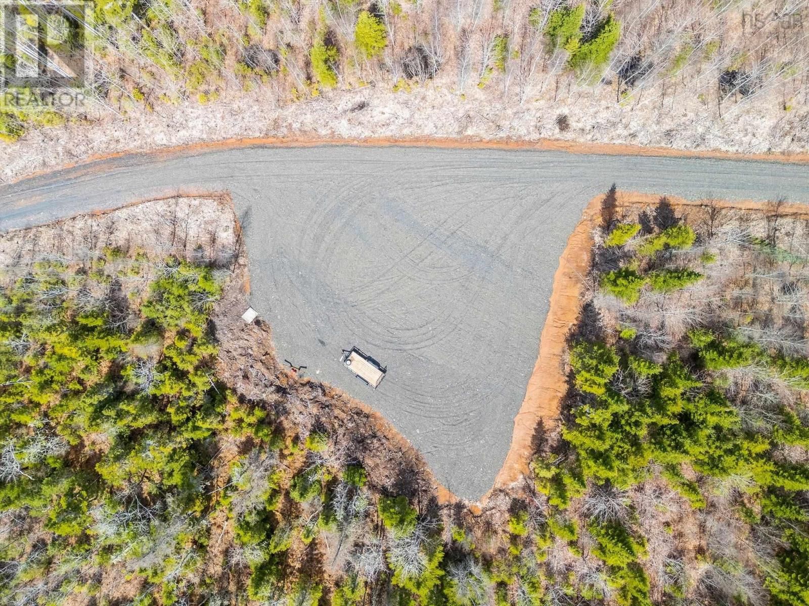 215 HIGHWAY Image 23