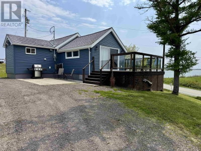 22 Janvrin Harbour Rd. | St. Marys Nova Scotia | Slide Image Three