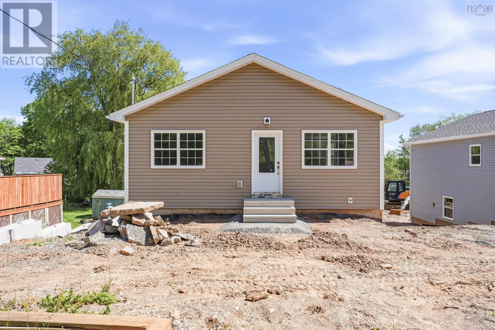 32 Willow Street, Hantsport, Nova Scotia B0P 1P0