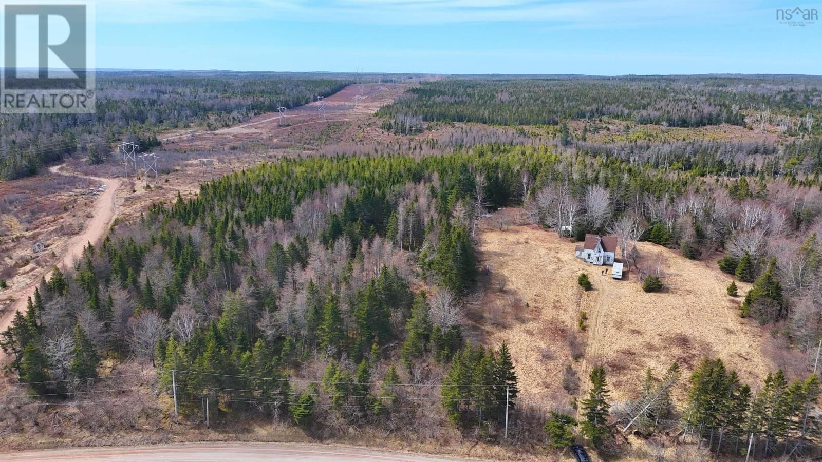 114 North Side Loch Lomond Road, Loch Lomond, Nova Scotia B2E 1C4
