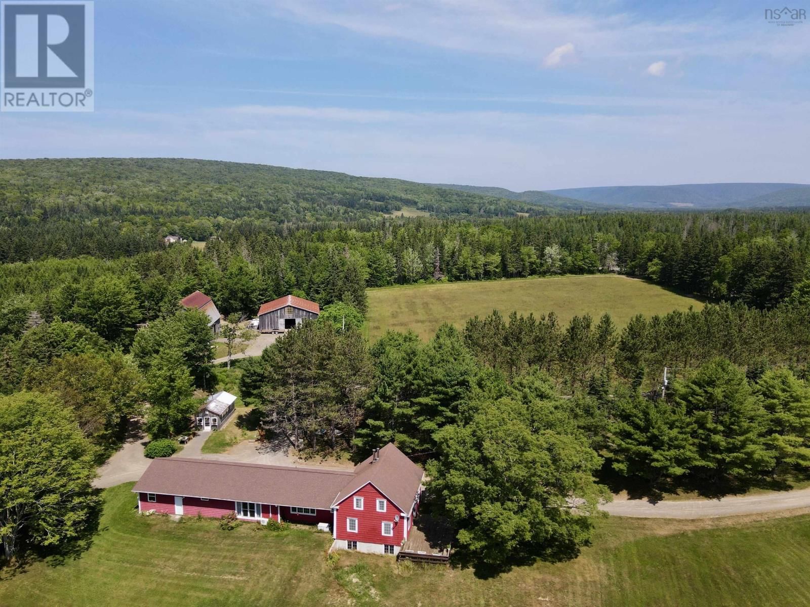 2639 Cabot Trail, Middle River, Nova Scotia B0E 1B0