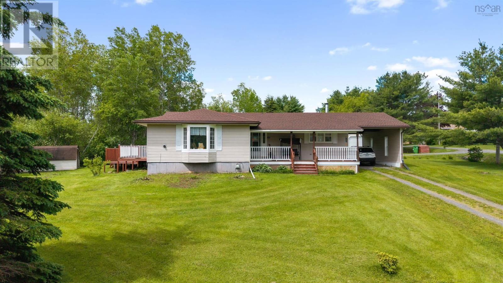 39 Fletcher Lane, Brooklyn, Nova Scotia B0N 1L0