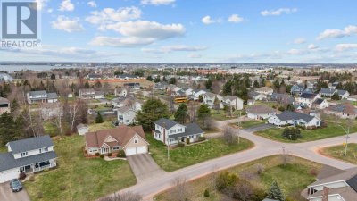 113 GREENSVIEW Drive | Stratford Prince Edward Island | Slide Image Forty-eight