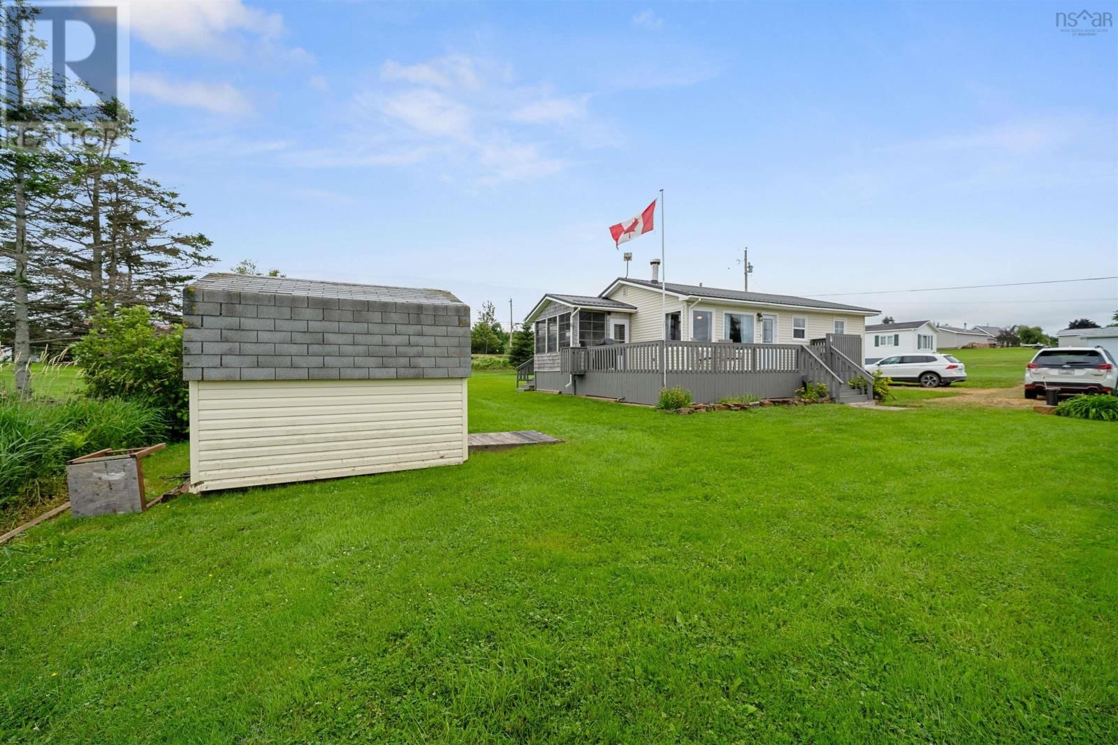 10 Sunrise Lane, Amherst Shore, Nova Scotia B4H 3Y2