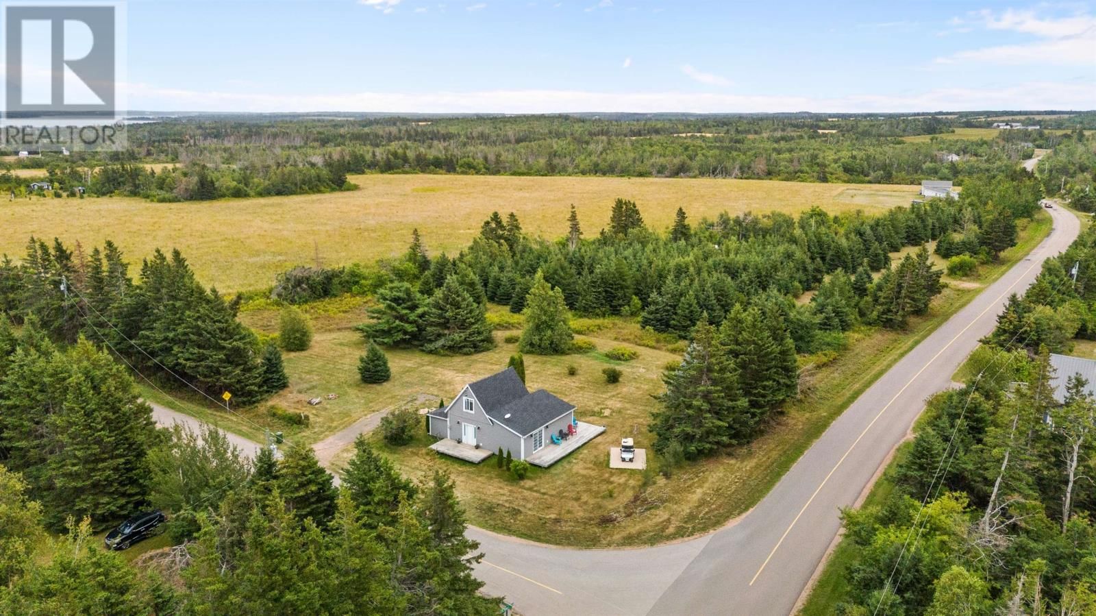10 Creek Road, St. Peter's Harbour, Prince Edward Island C0A 1S0