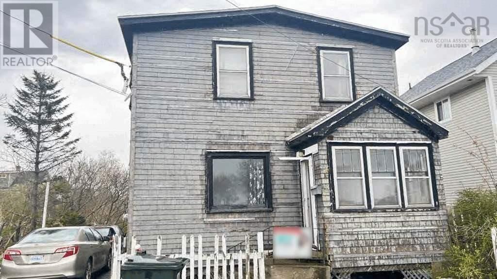 80 Swan Street, Sydney, Nova Scotia B1N 2L8