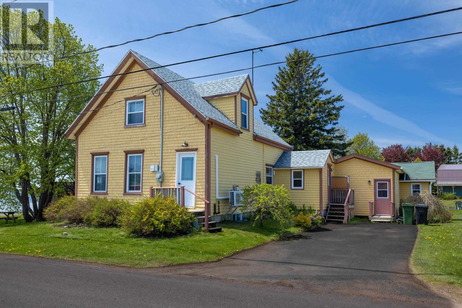 1 NELSON Street, Victoria, Prince Edward Island C0A 1J0