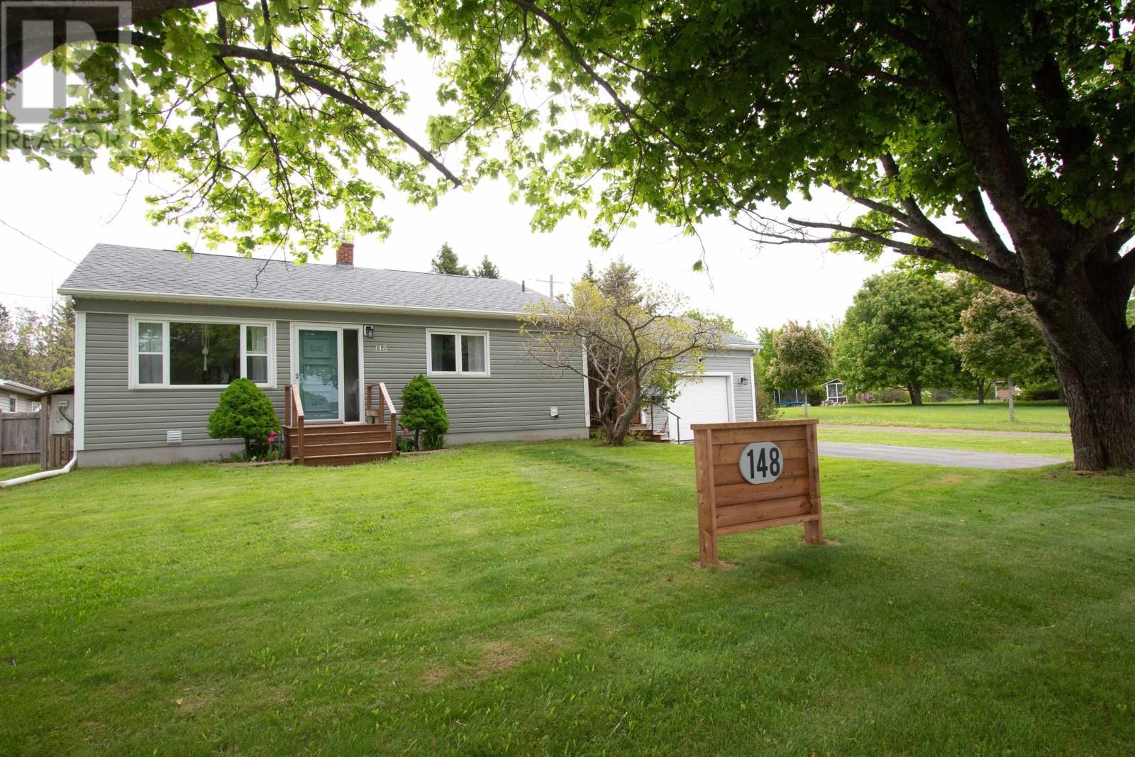 148 South Drive, Summerside, Prince Edward Island C1N 3Y7