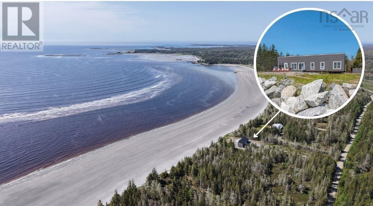 70 Seaside Drive, Louis Head, Nova Scotia B0T 1W0