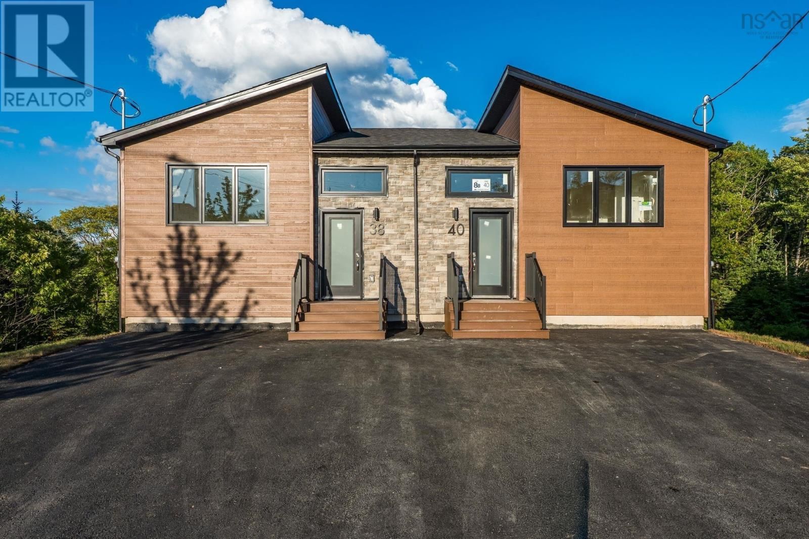 38 Swivel Court, Herring Cove, Nova Scotia B3R 0E3