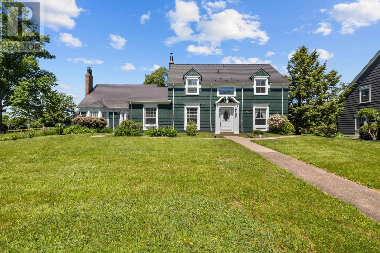 100 & 100A Brighton Road, Charlottetown, Prince Edward Island C1A 1V1