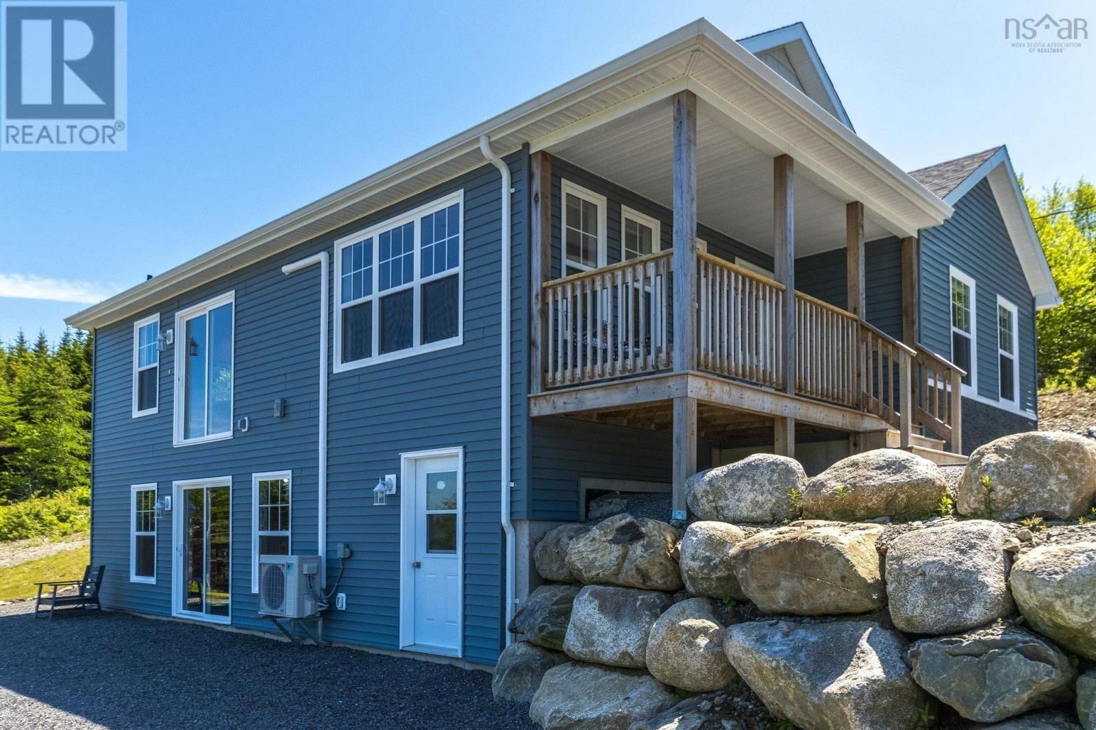 9118 316 Highway, New Harbour, Nova Scotia B0H 1T0