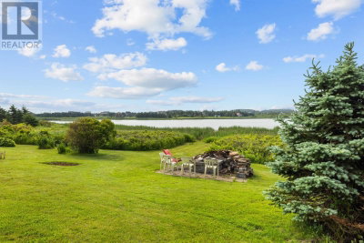 16 Wild Rose Lane | Darnley Prince Edward Island | Slide Image Two