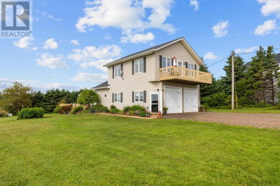 16 Wild Rose Lane | Darnley Prince Edward Island | Slide Image Five