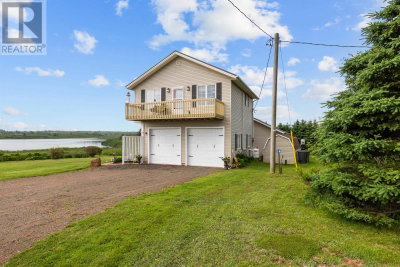 16 Wild Rose Lane | Darnley Prince Edward Island | Slide Image Six
