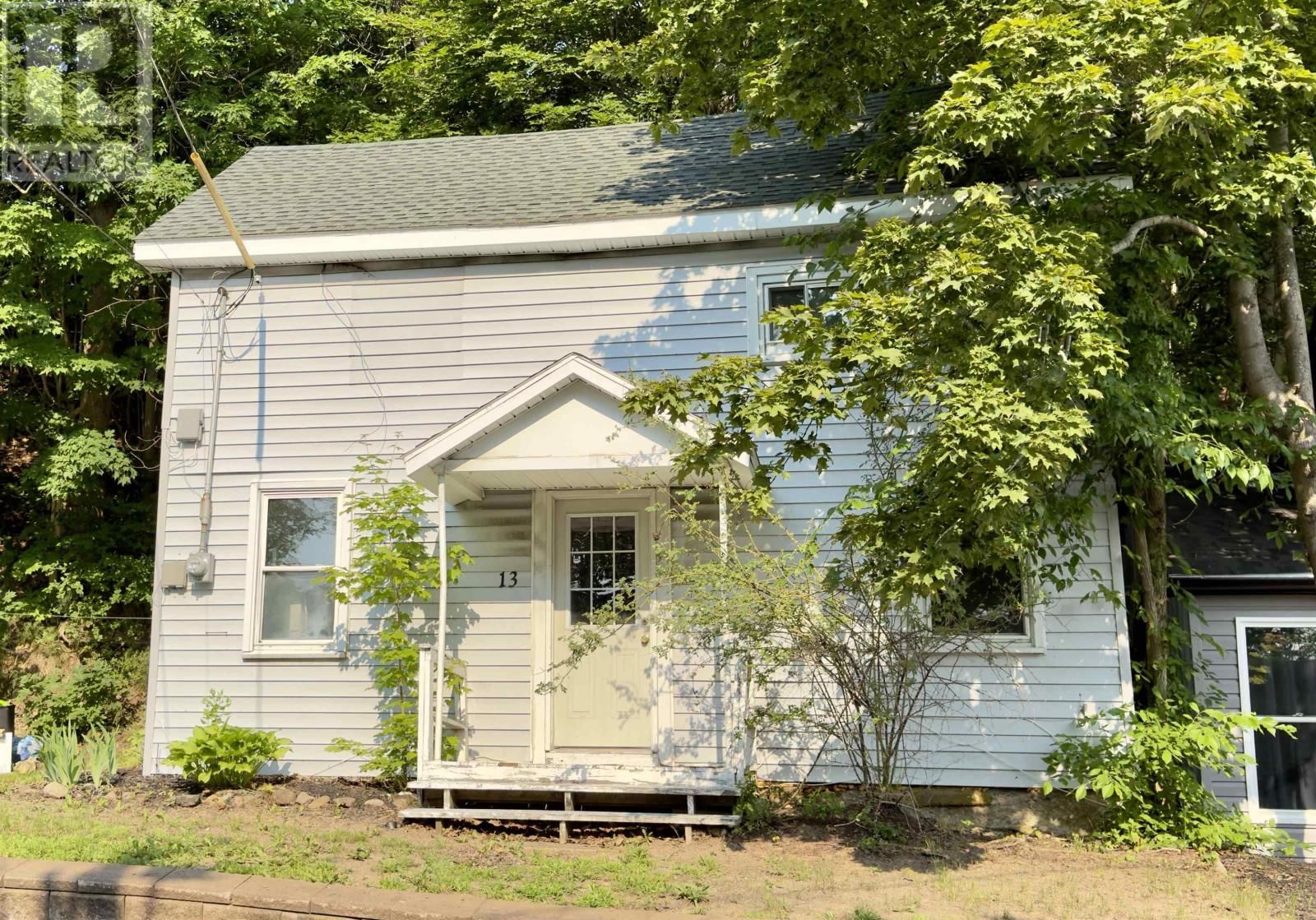 13 Chester Avenue, Kentville, Nova Scotia B4N 2J4