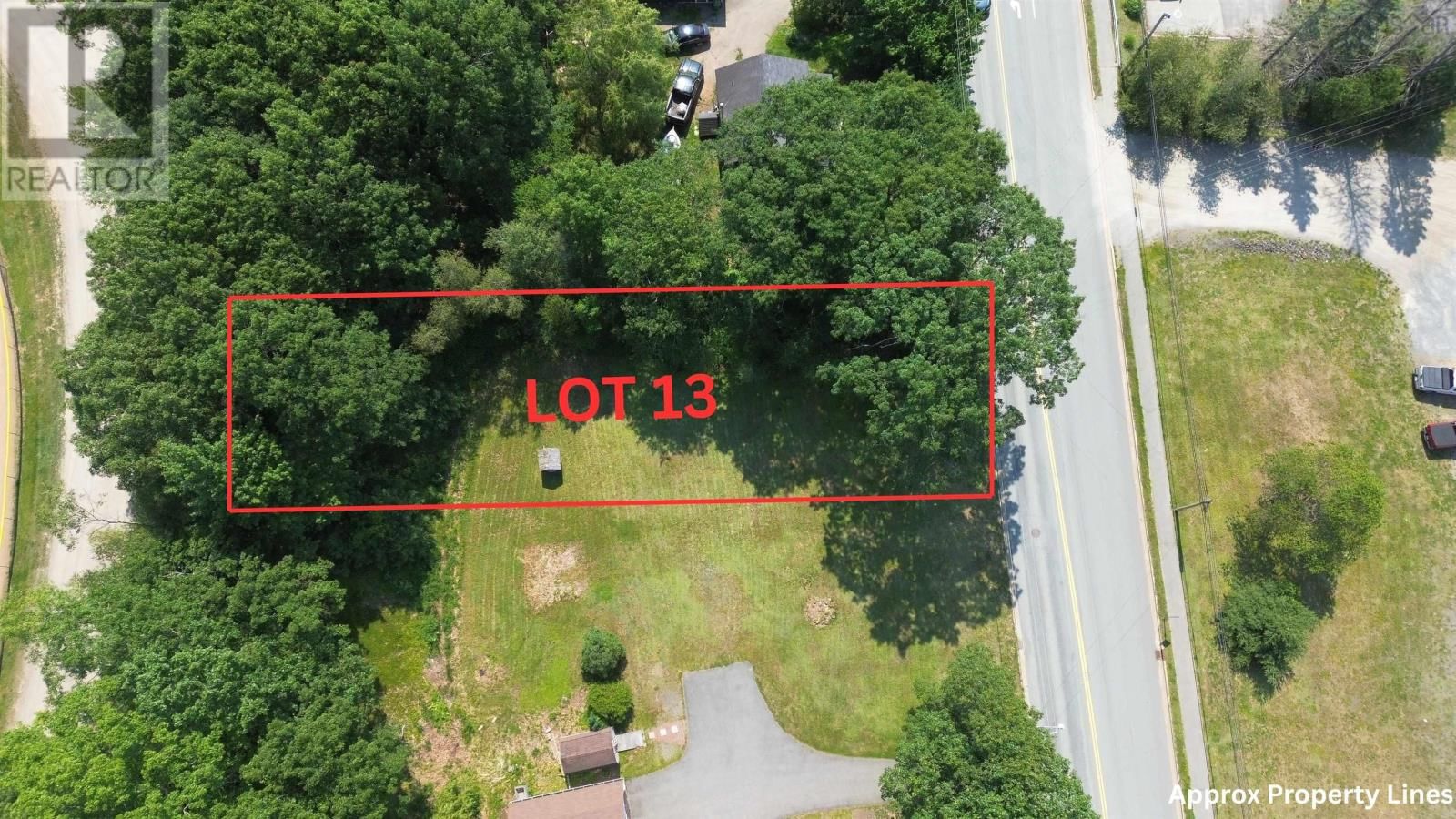 13 Lahave Street, Bridgewater, Nova Scotia B4V 2T5