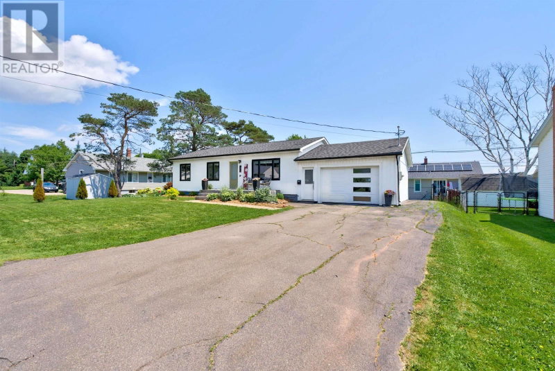273 Centennial Drive Summerside Prince Edward Island, C1N 4M2 - 4 Bedrooms Home For Sale