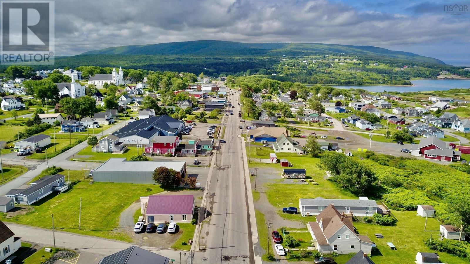  Quincy Street, Inverness, Nova Scotia B0E 1N0