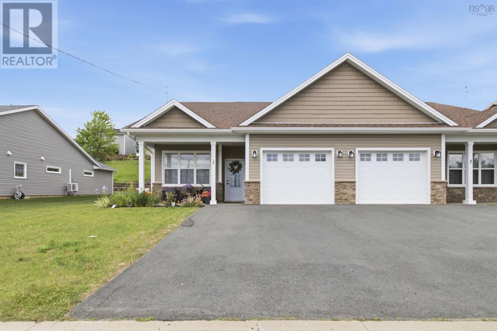1 Thistle Street, Falmouth, Nova Scotia B0P 1L0