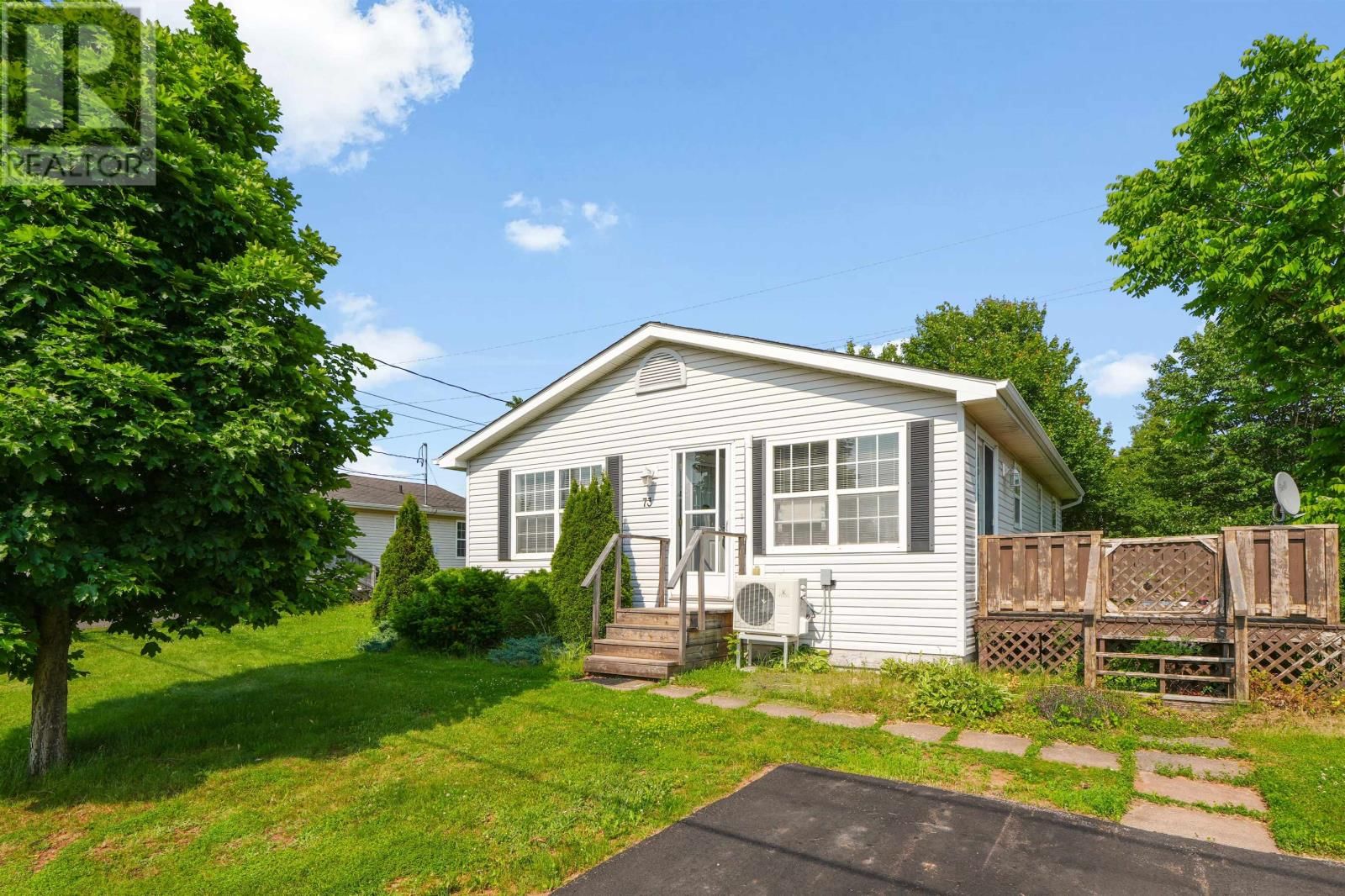 73 River Ridge Drive, East Royalty, Prince Edward Island C1C 1R1