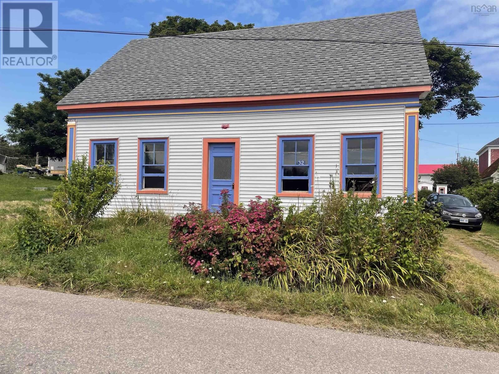 32 Wellington Street, Westport, Nova Scotia B0V 1H0