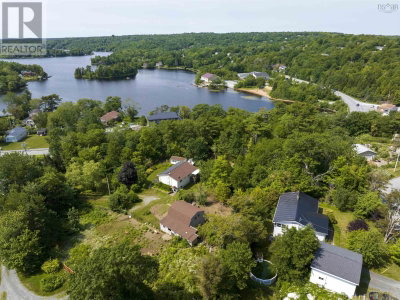 7 Circle Drive | Lake Echo Nova Scotia | Slide Image Sixteen