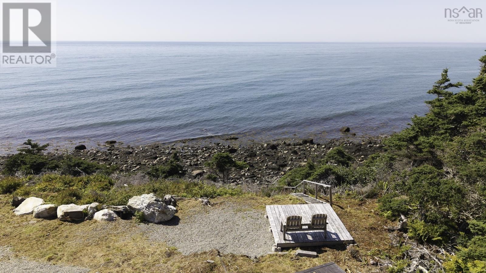 22 Thomas Road, Cape Forchu, Nova Scotia B5A 5G7