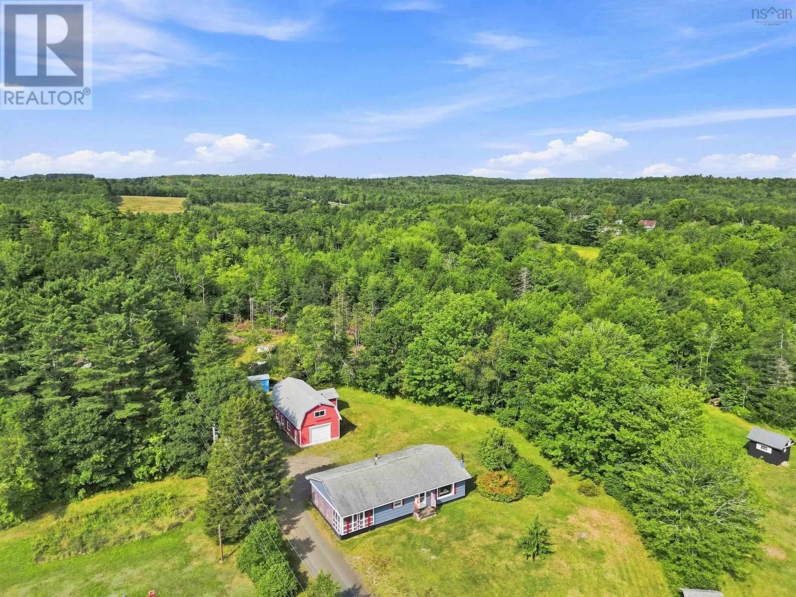 1662 Highway 331, Pleasantville, Nova Scotia B0R 1G0