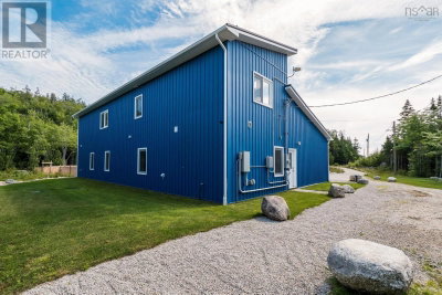543 Island View Drive | Boutiliers Point Nova Scotia | Slide Image Thirty-seven