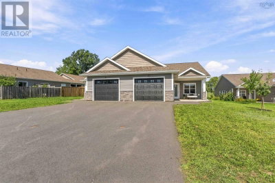 23 Selena Court | Port Williams Nova Scotia | Slide Image Two