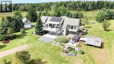 11348 Shore Road | Little Sands Prince Edward Island | Slide Image One
