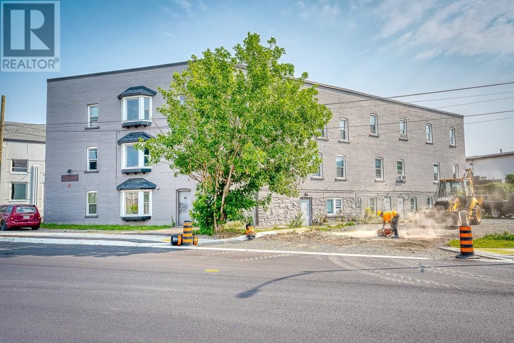44 Frood Road Image 1