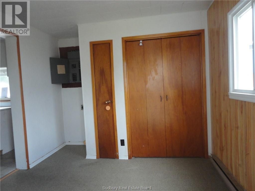 56 Harris Image 24