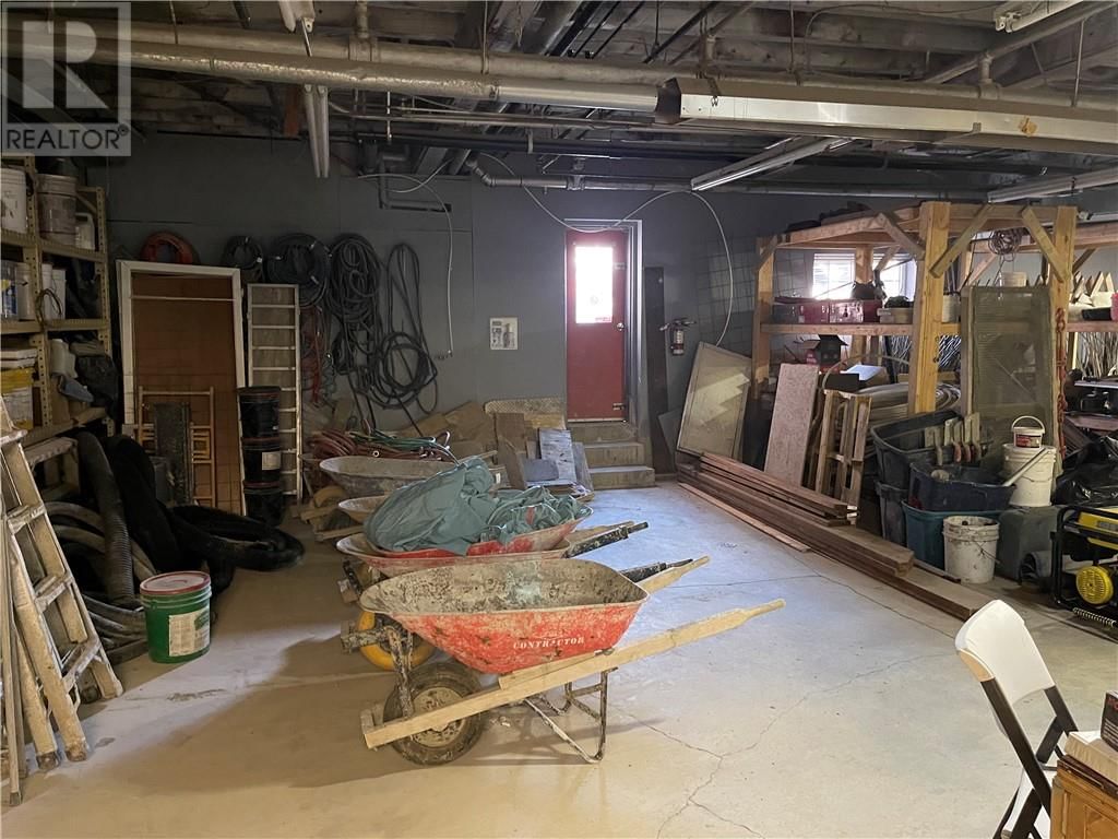 581 EDNA STREET Image 14