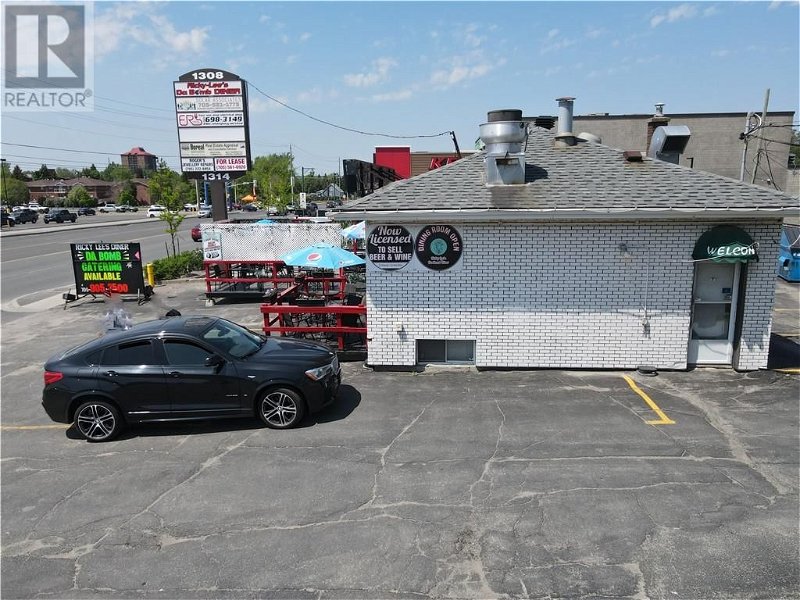 Image #1 of Restaurant for Sale at 1308 Lasalle Blvd, Sudbury, Ontario