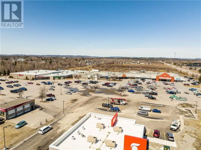 Commercial for Rent in Ontario