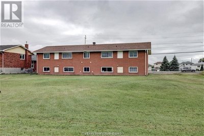 Image #1 of Commercial for Sale at 298 Notre Dame, Azilda, Ontario