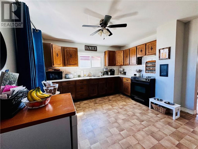 650 Elizabeth null  Espanola, P5E1M6 | Image 5