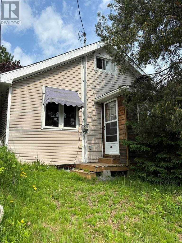 341 Melvin Avenue  Sudbury, P3C4X2 | Image 1