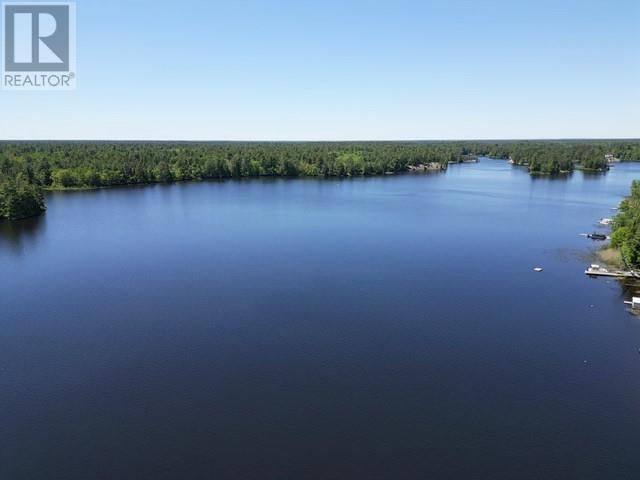 205 Maskinonge Island Image 9