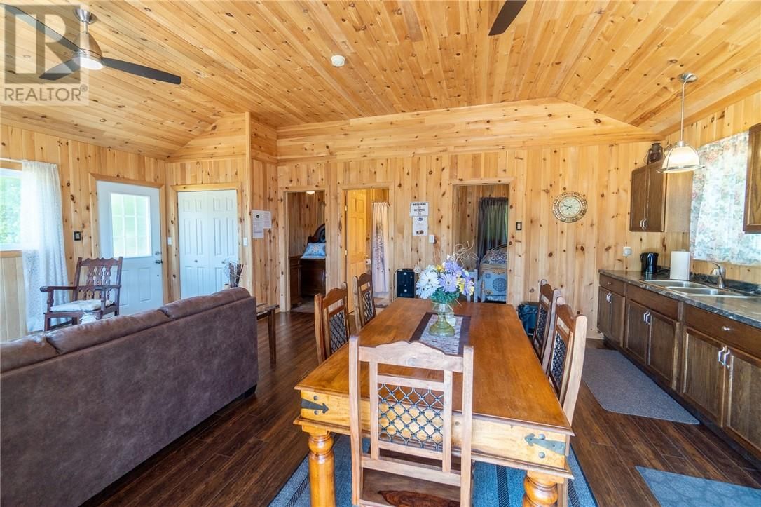 0 PANACHE LAKE MOUNTAIN COVE LODGE Image 36