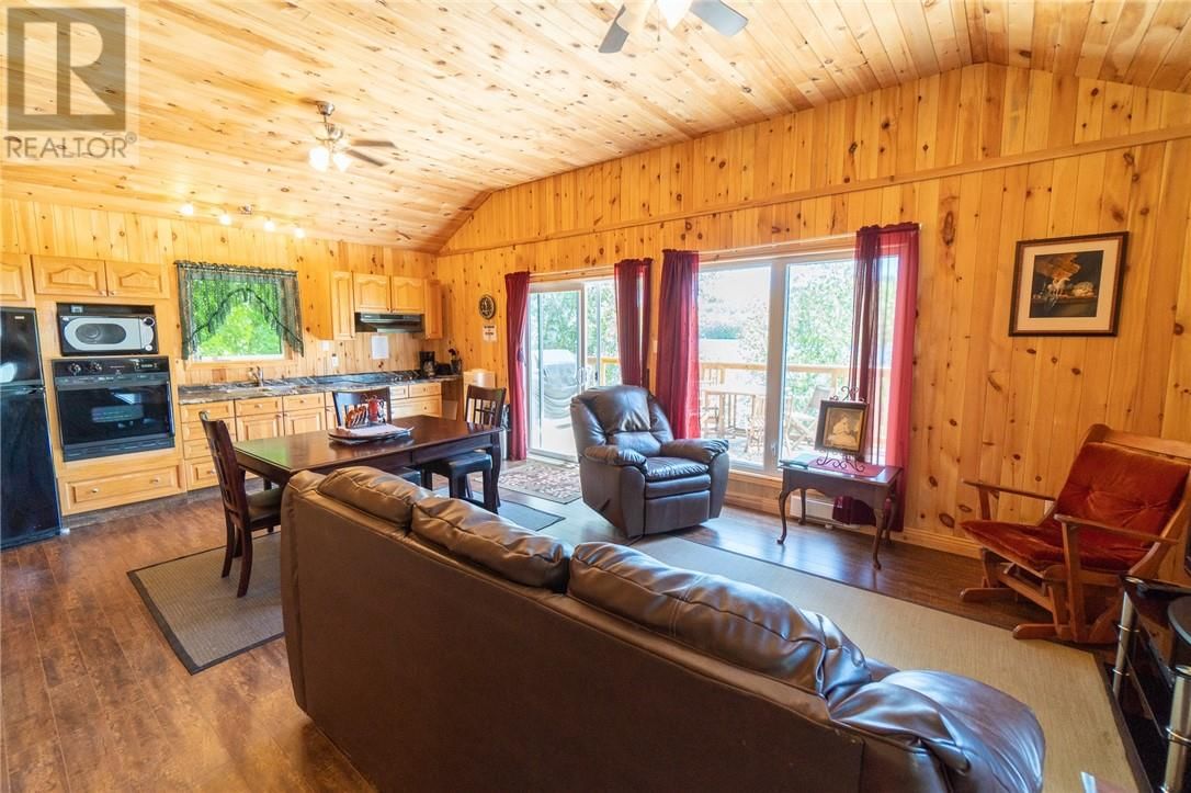 0 PANACHE LAKE MOUNTAIN COVE LODGE Image 41