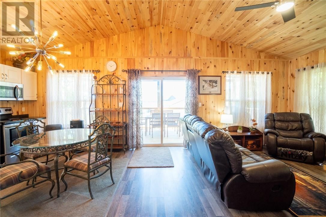 0 PANACHE LAKE MOUNTAIN COVE LODGE Image 7